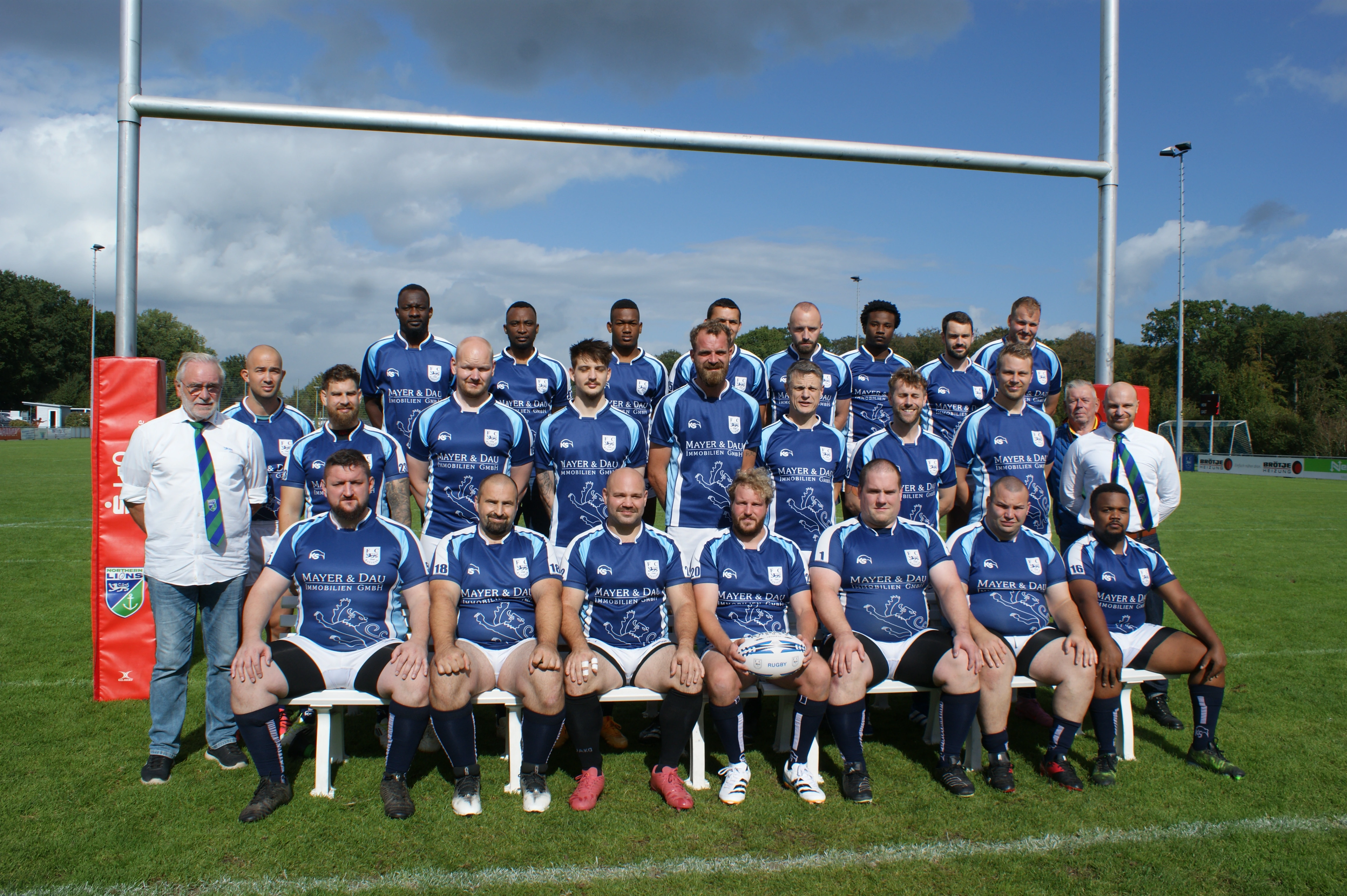 Aktuelles Mannschaftsfoto der Northern Lions auf dem Rugbyplatz
